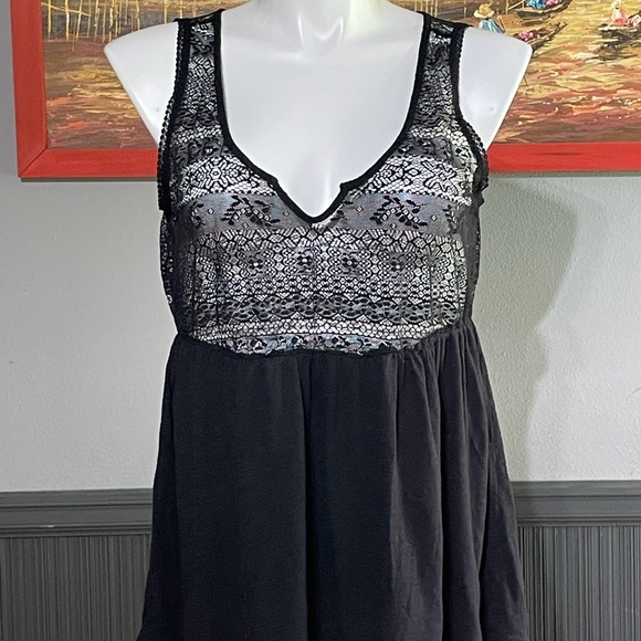 torrid Tops - Torrid Sleeveless Blouse SZ - 2X